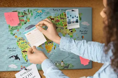 Tableau d’affichage en liège Continents avec la faune du globe