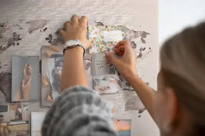 Tableau en liège déco Le monde peint à l'aquarelle