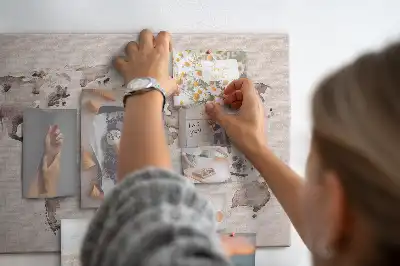 Tableau en liège déco Le monde peint à l'aquarelle
