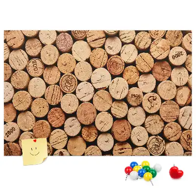 Tableau en liège décoratif avec des bouchons de vin en bois