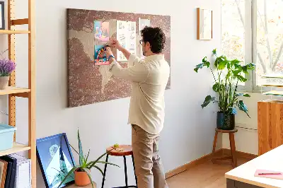 Tableau d’affichage en liège Carte du Monde sur brique