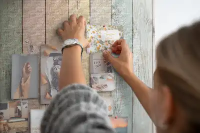 Tableau d’affichage en liège Planches colorées