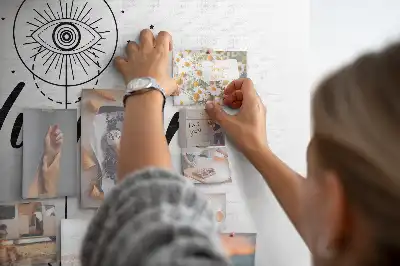 Tableau d’affichage en liège Appel de l'aventure slogan
