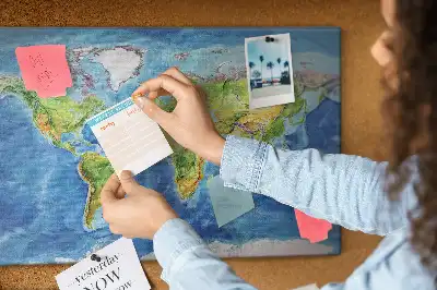 Tableau d’affichage en liège Graphique carte du monde rétro