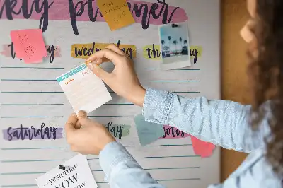 Tableau d’affichage en liège Planificateur écrit à la main