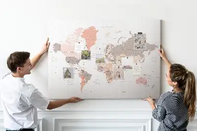 Tableau de liège Carte détaillée du monde