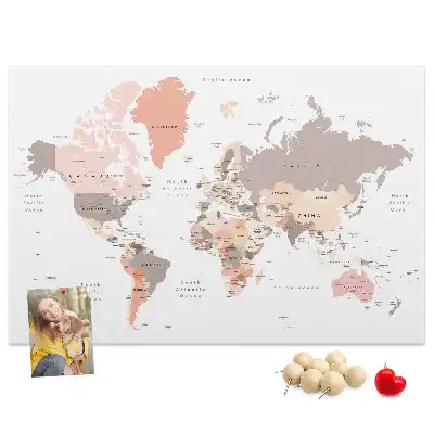 Tableau de liège Carte détaillée du monde