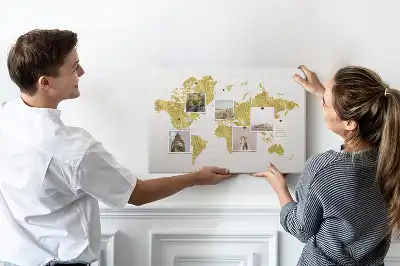 Tableau d’affichage en liège Carte dorée du monde