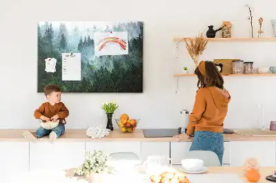 Tableau de liège Forêt de conifères brumeuse