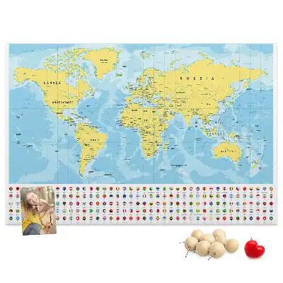 Tableau d’affichage en liège Carte du monde et drapeaux