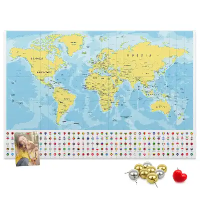 Tableau d’affichage en liège Carte du monde et drapeaux