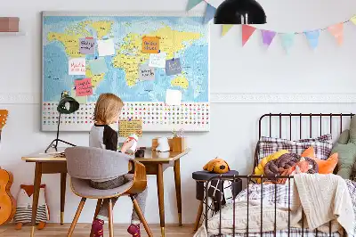 Tableau d’affichage en liège Carte du monde et drapeaux