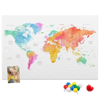 Tableau d’affichage en liège Carte du monde à l'aquarelle