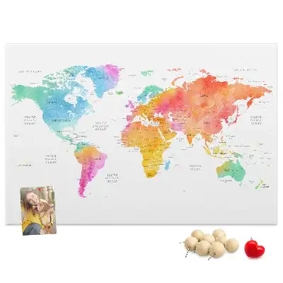 Tableau d’affichage en liège Carte du monde à l'aquarelle