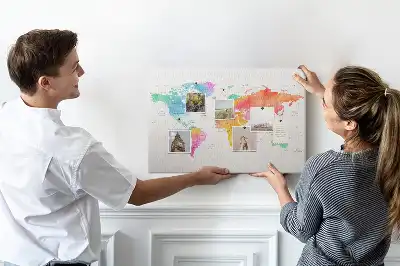 Tableau d’affichage en liège Carte du monde à l'aquarelle