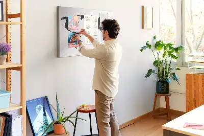 Tableau de liège Contour sombre des continents
