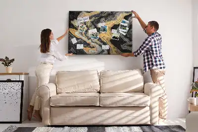 Tableau d’affichage en liège Structure rocheuse dorée
