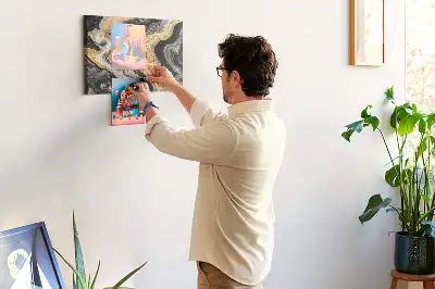 Tableau d’affichage en liège Structure rocheuse dorée