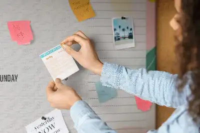 Tableau d’affichage en liège Planificateur de la semaine simple