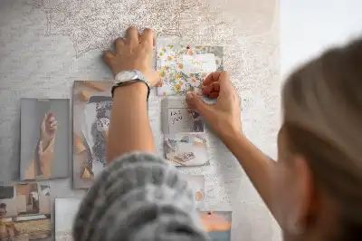 Tableau de liège avec motif décoratif