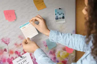 Tableau d’affichage en liège Fleurs dans le pré