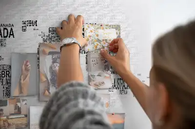 Tableau en liège déco Continents en lettres