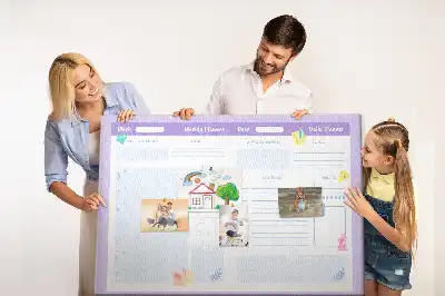 Tableau d’affichage en liège Planificateur annuel rose