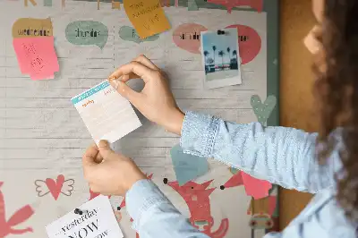 Tableau d’affichage en liège Organisateur hebdomadaire pour enfants