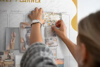 Tableau d’affichage en liège Planning de sept jours pour le mur