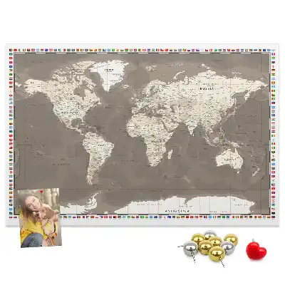 Tableau en liège déco Carte du monde marron