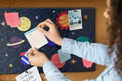 Tableau en liège décoratif Cosmos pour enfants