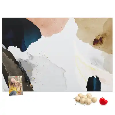 Tableau d’affichage en liège avec motifs picturaux colorés