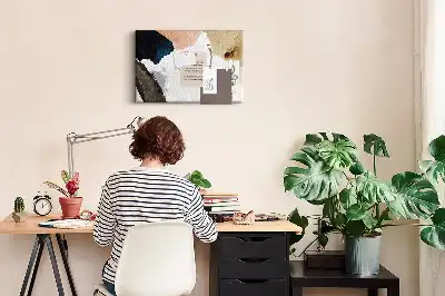Tableau d’affichage en liège avec motifs picturaux colorés