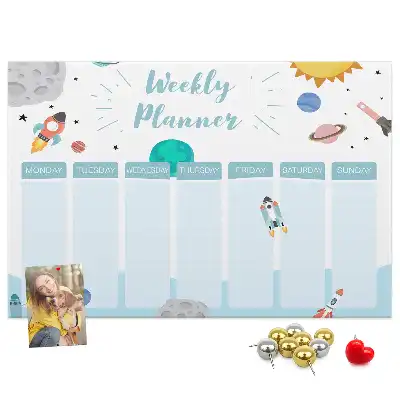 Tableau de liège Planning de sept jours de tâches
