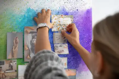 Tableau d'affichage en liège motif arc-en-ciel abstrait