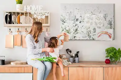 Tableau d’affichage en liège avec composition murale végétale