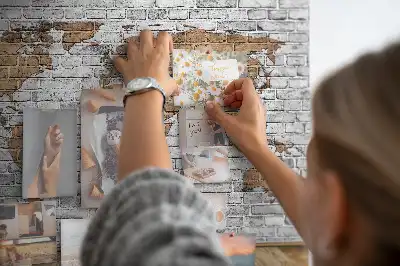 Tableau d’affichage en liège Carte du monde motif briques