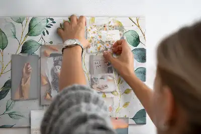 Tableau d’affichage en liège avec motif de feuilles de plantes