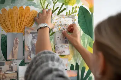 Tableau d’affichage en liège motif fleurs aquarelle