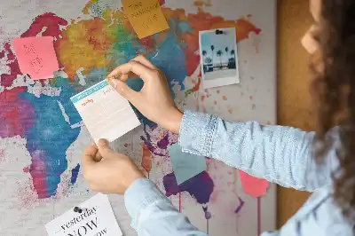 Tableau en liège décoratif carte du monde