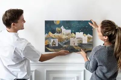 Tableau d’affichage en liège Montagnes la nuit