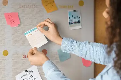 Tableau d’affichage en liège Planning de sept jours