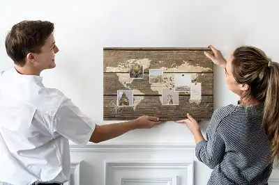 Tableau de liège Continents sur fond en bois