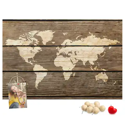 Tableau de liège Continents sur fond en bois