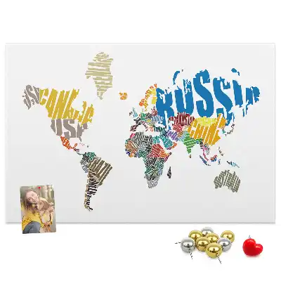 Tableau d’affichage en liège en forme de carte du monde