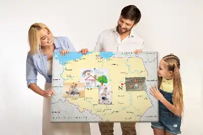 Tableau d'affichage en liège avec carte politique de la Pologne