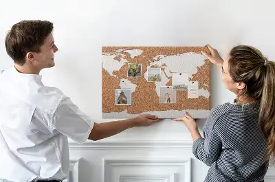 Tableau d’affichage en liège avec motif de carte du monde naturel