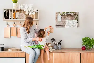 Tableau en liège décoratif avec motif de fleurs sur bois