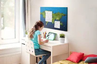 Tableau en liège décoratif avec les contours des pays du monde