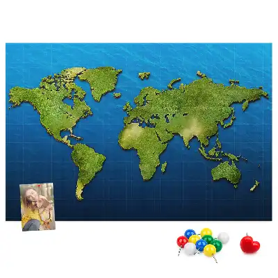 Tableau en liège décoratif avec les contours des pays du monde